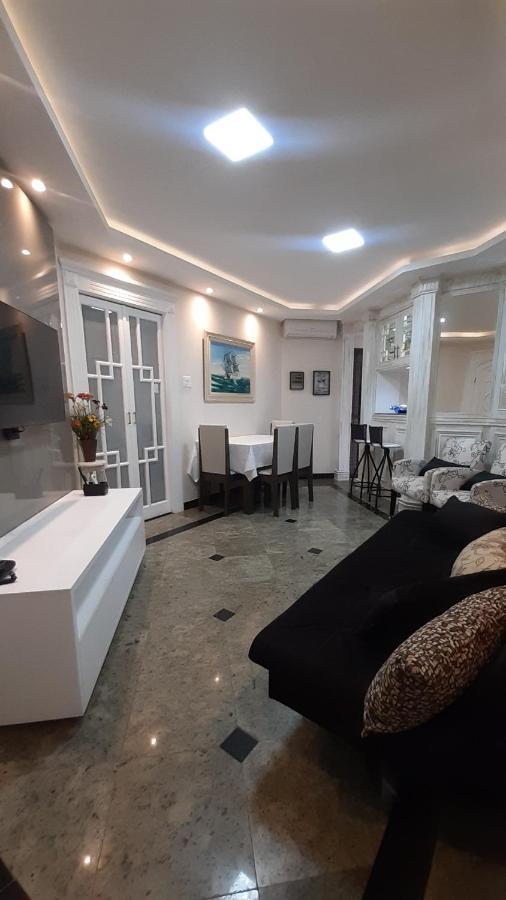 Lindo Flat No Edificio Cosmopolitan, Com Garagem E Piscina Appartement Santos  Buitenkant foto