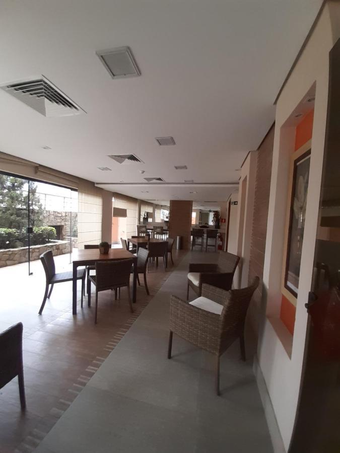 Lindo Flat No Edificio Cosmopolitan, Com Garagem E Piscina Appartement Santos  Buitenkant foto